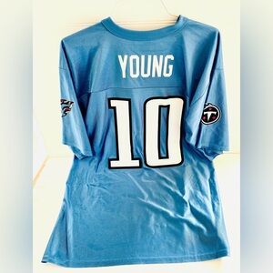 Tennessee Titans #10 Vince Young Football Jersey Size Large
